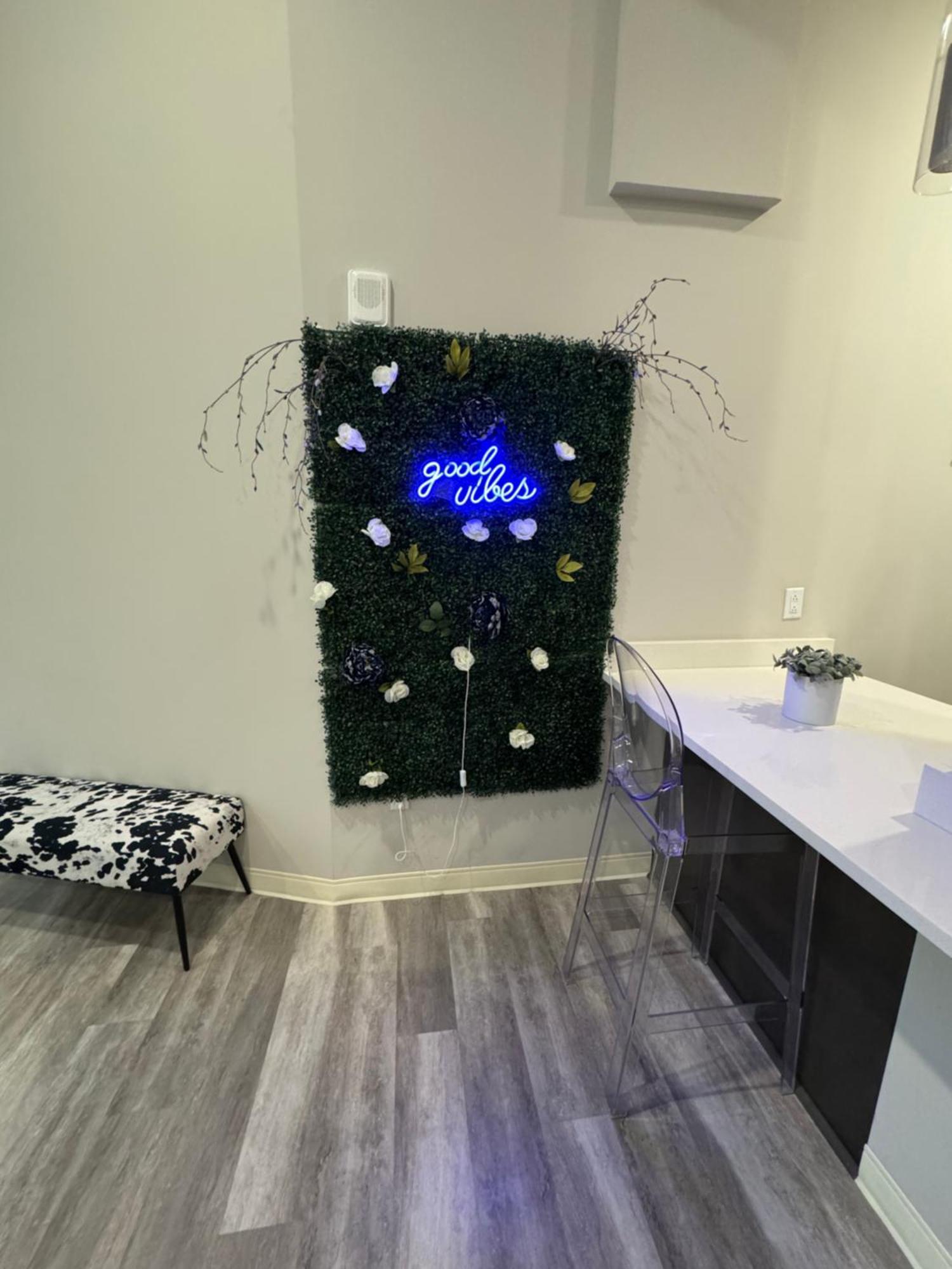 Beautiful Condo/Rooftop Patio With Free Parking Кливланд Екстериор снимка